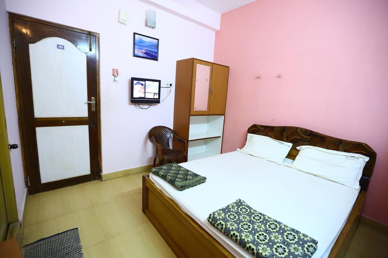 Hotel Abirami Residency Tirukkadaiyur Exterior foto